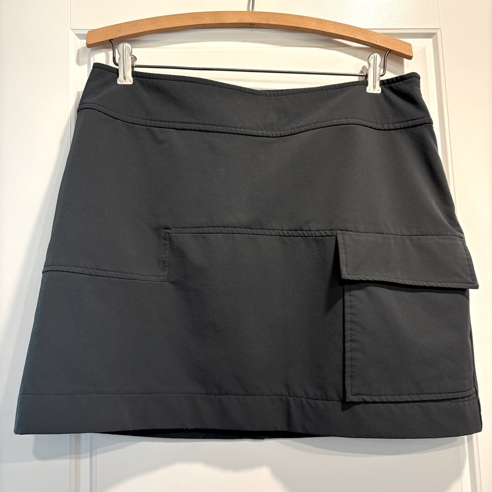 Title Nine‎ Asymmetrical Cargo Skirt Womens Size 8 Outdoor Activewear Camp Hike